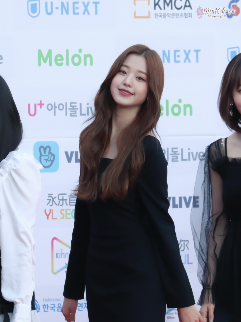 권은비 단체사진 장원영