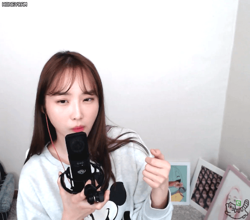 새 마이크 설치 윤태진