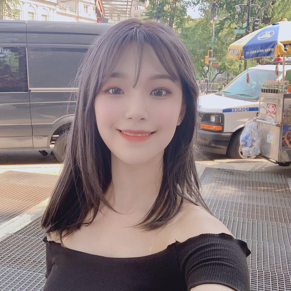 프로미스나인 백지헌