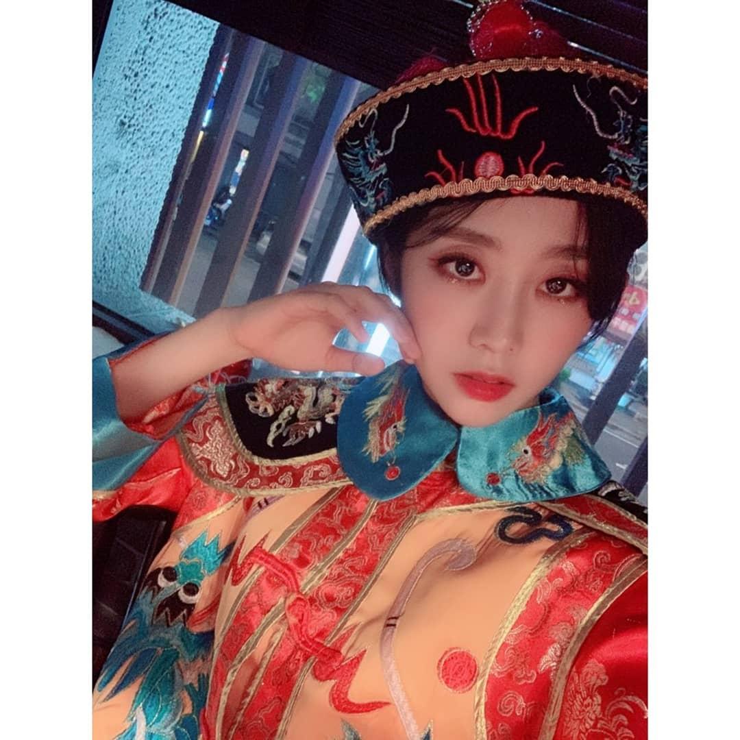러블리즈 눈큰애