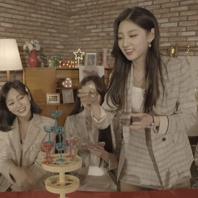 러블리즈 루프탑 라이브