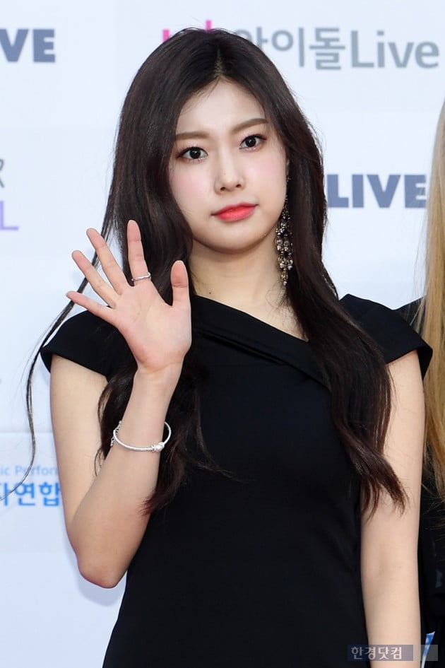 아이즈원 강혜원 안유진 권은비 (고화질 55장)