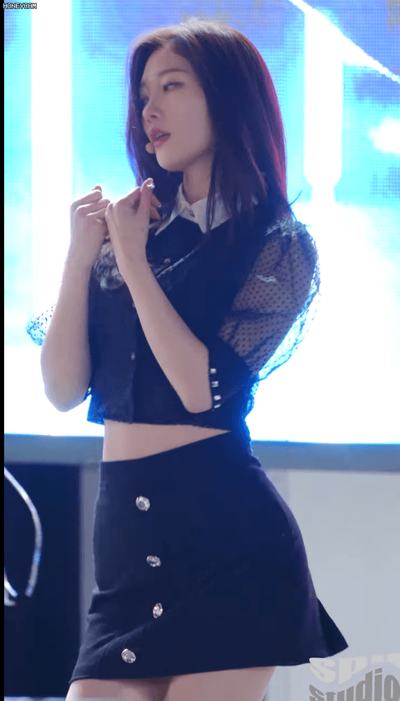 190323 다이아 정채연 명동 버스킹