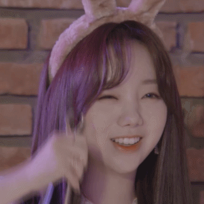 러블리즈 루프탑 라이브