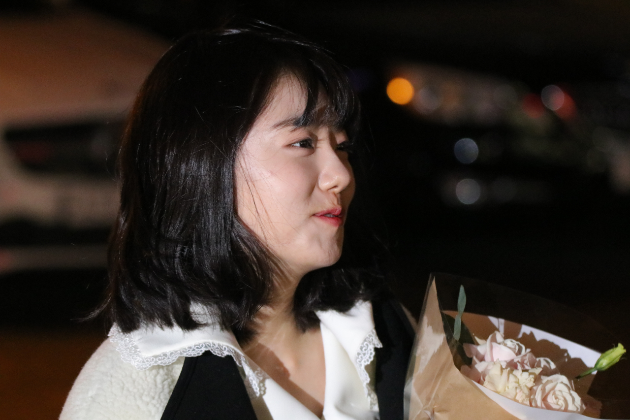 핫팩 나눠주는 소혜