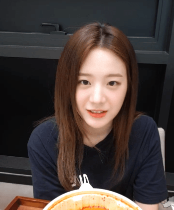 프로미스나인 귤먹방