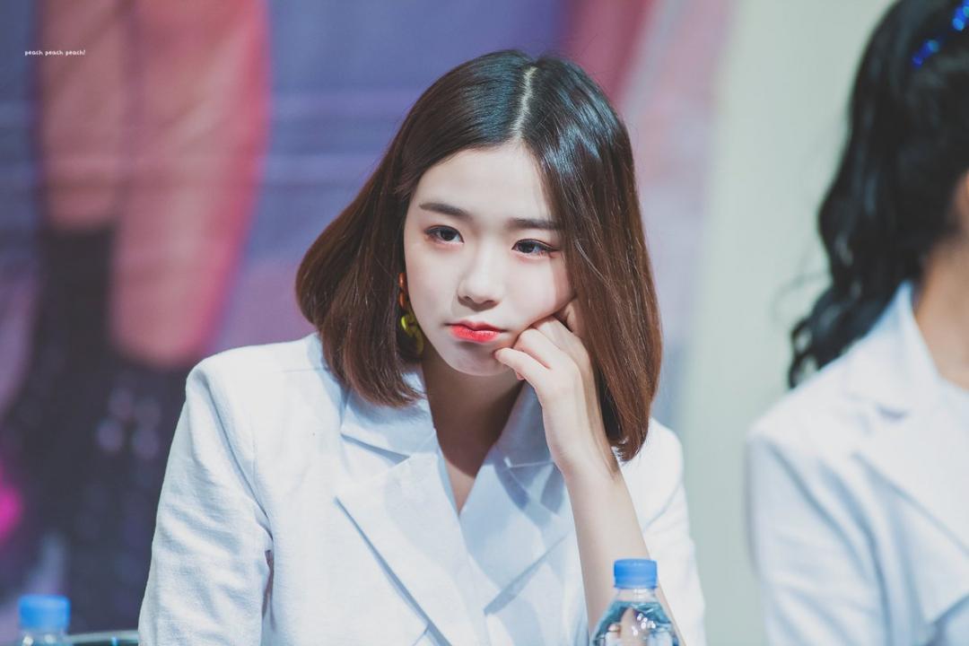 버스터즈 채연