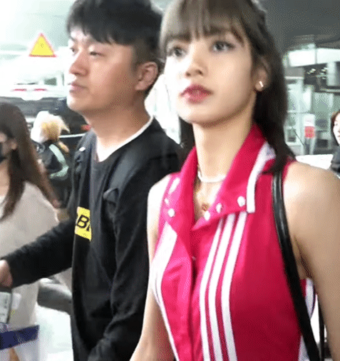 블랙핑크 리사 입국