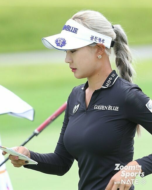 골프는 취미로 하신다는 유현주 프로