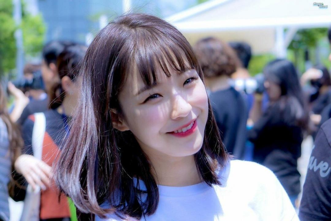 프로미스나인 백지헌