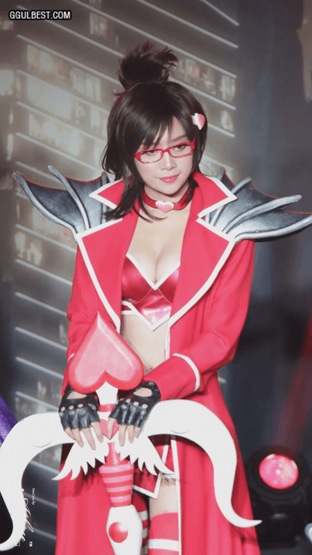 티티클 다미 LOL 코스프레.gif