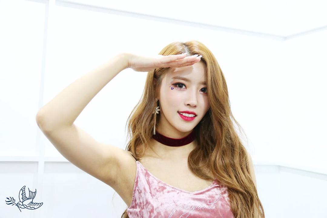 Lovelyz 소중했던 기억들로 Rewind 스압~
