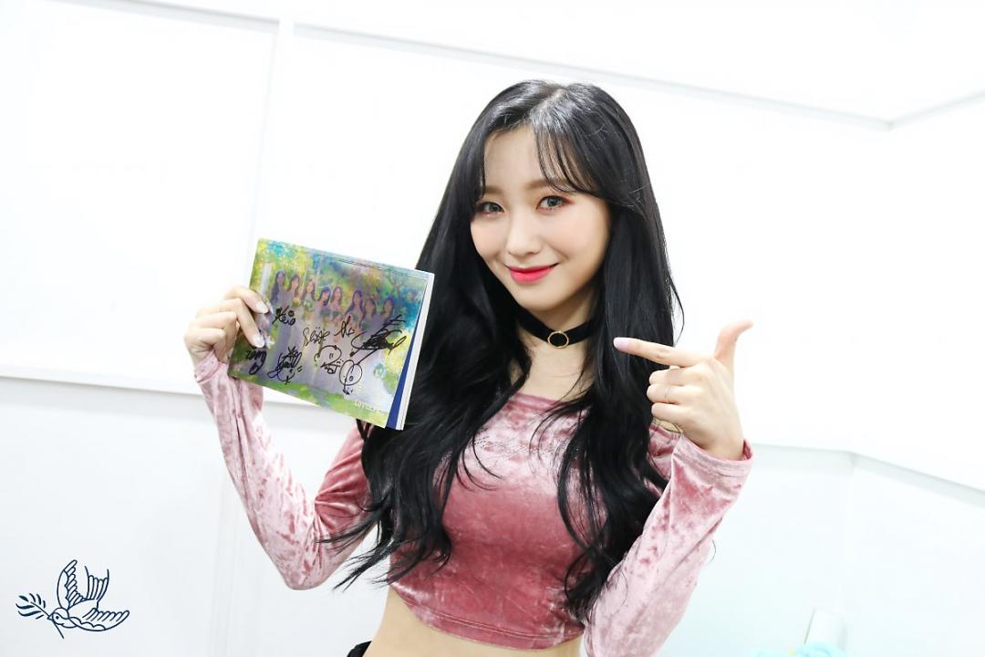 Lovelyz 소중했던 기억들로 Rewind 스압~