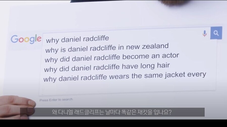 날마다 똑같은 옷만 입은 이유