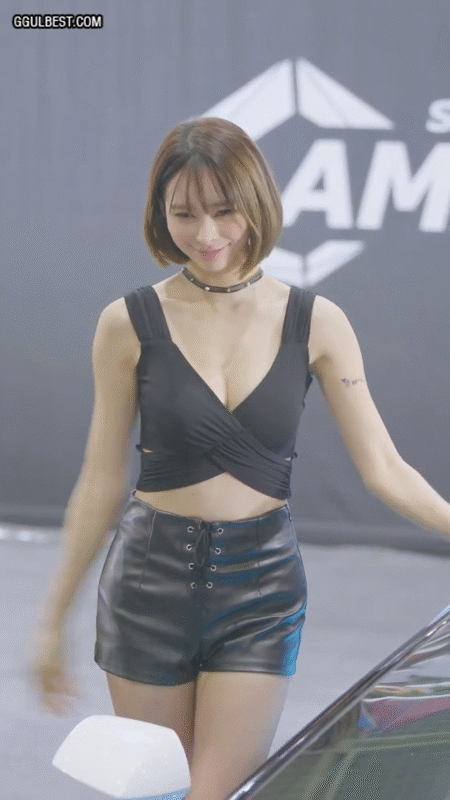 레이싱모델 서한빛 몸매라인.gif