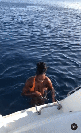 로멜로 루카쿠 새 여자친구 피지컬