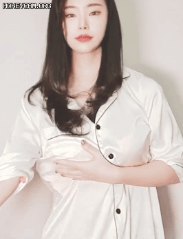 잠옷에서 드레스로.