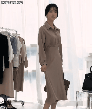 데뷔한지 17년차라는 뷰티 모델 눈나