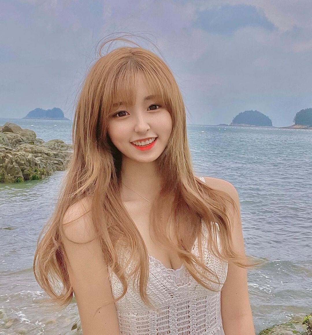 치어리더에서 모델로 전향한 누나