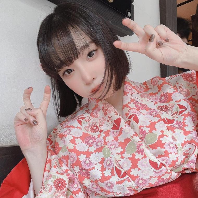 강인경