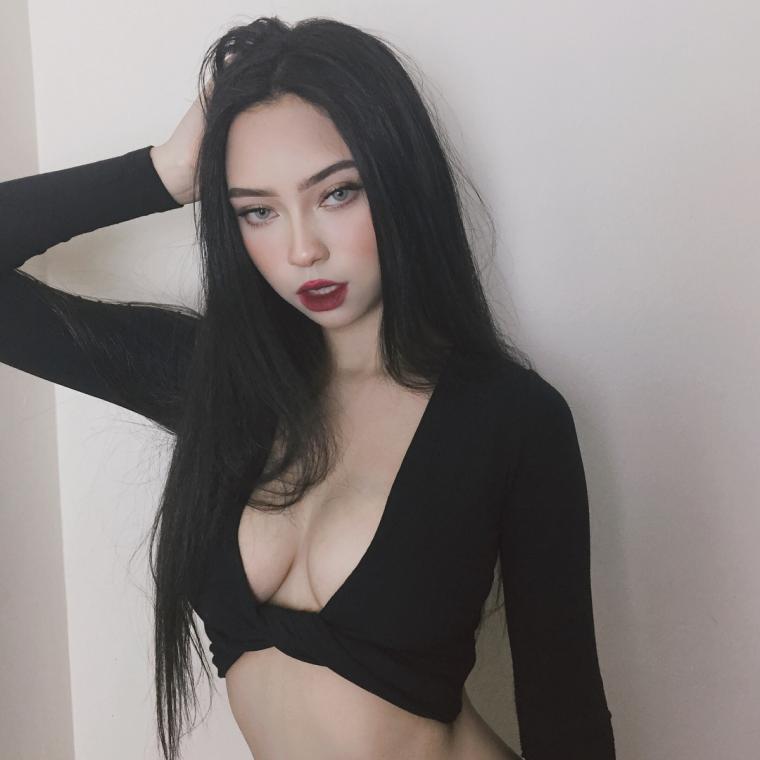 쌍둥이 자매 동생 (스압)