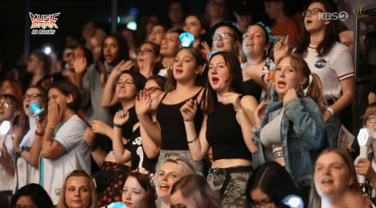 K-POP에 열광하는 서양 누나들