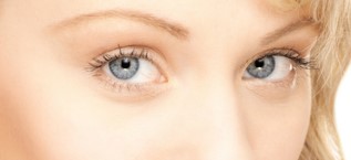 다크서클수술 다크서클치료 중 눈밑지방재배치가 최강자로 우뚝!