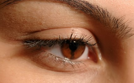 다크써클 증상 & 색상에 다른 다크써클원인 다크써클없애는법 고민해결 !