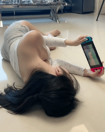 스위치 동물의 숲 하는 신재은