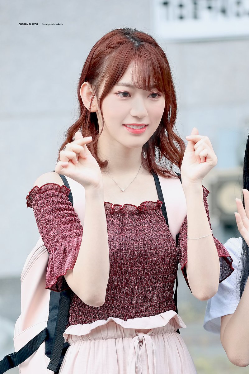 프로듀스48 미야와키 사쿠라 사복