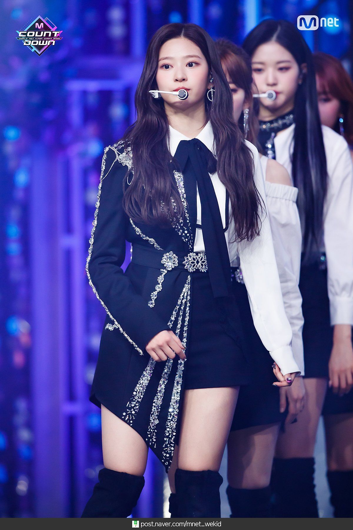 김민주
