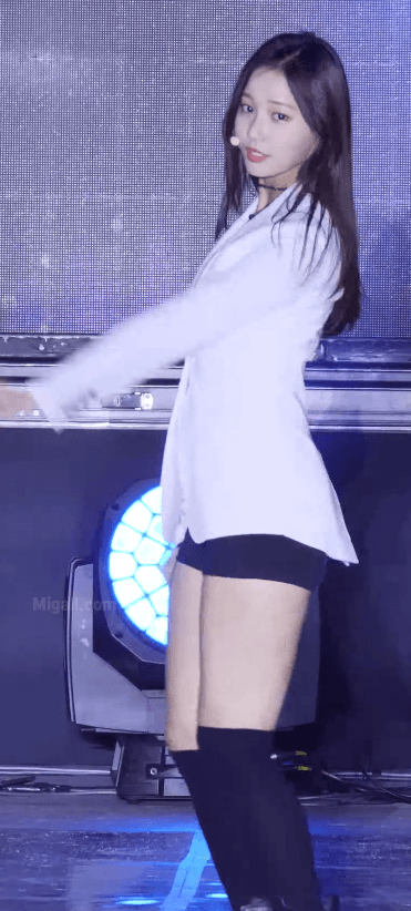 흰자켓 연우