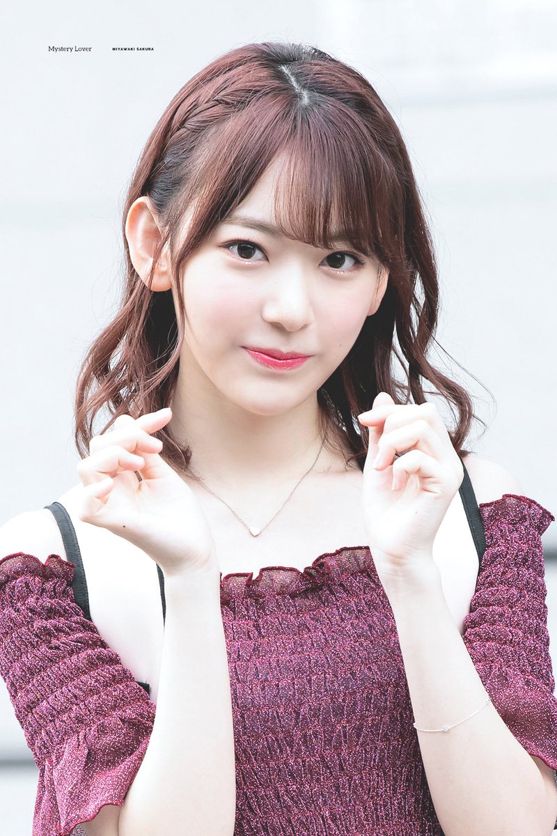 프로듀스48 미야와키 사쿠라 사복