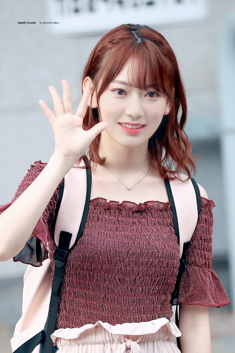 프로듀스48 미야와키 사쿠라 사복
