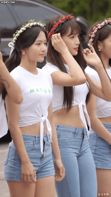 네이쳐 새봄 크롭티 청바지