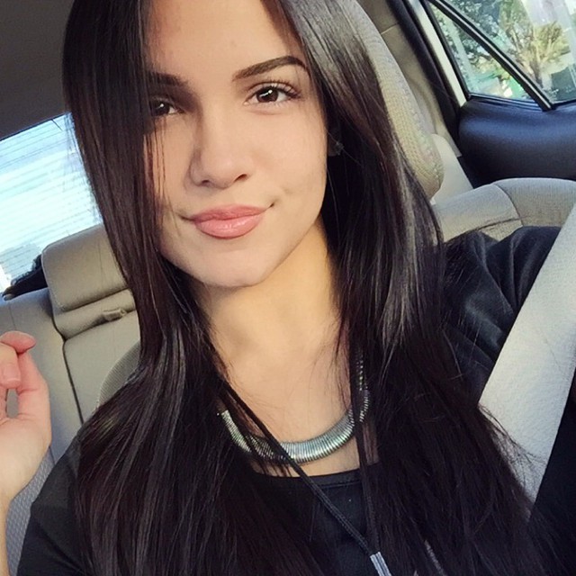 나타샤 엔시노사 (Natascha Encinosa)