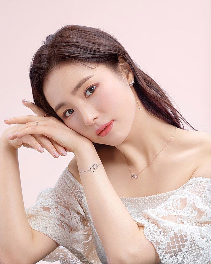 신세경