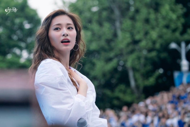 트와이스 쯔위1.jpg