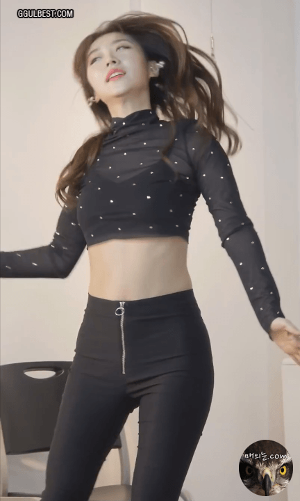 https://3.bp.blogspot.com/-cTWE_f2P3p8/Wr4sAZKczKI/AAAAAAAAOl8/5YrP22v5CGcdNnRFfiNP29YHzgmoUXefACLcBGAs/s1600/GGULBEST_18_40.gif
