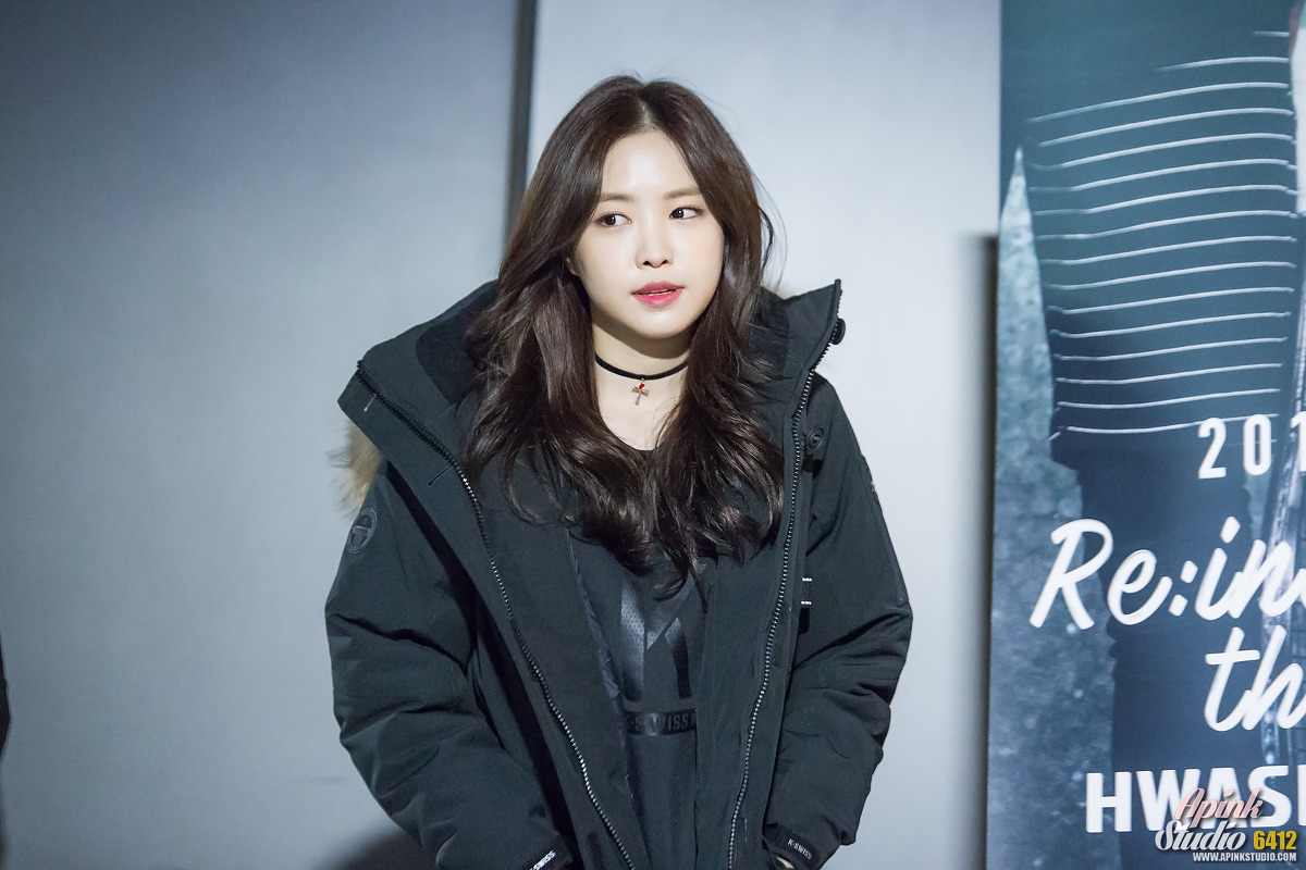 웃어주면 좋은데