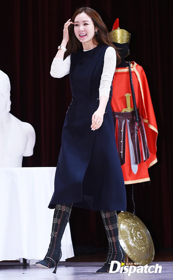 최지우