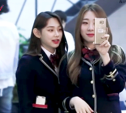 미나 연정 셀카찍기