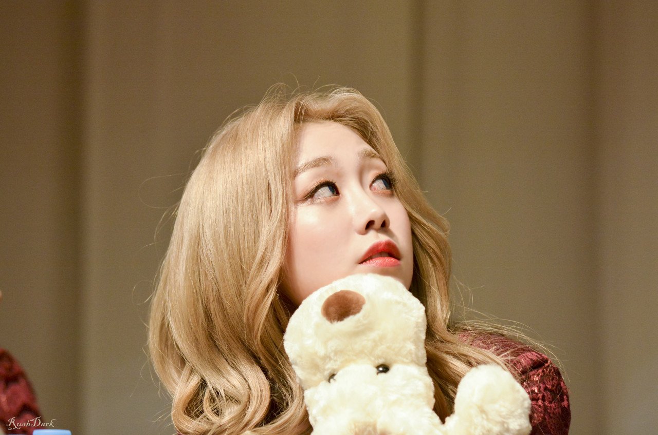 금발머리여우