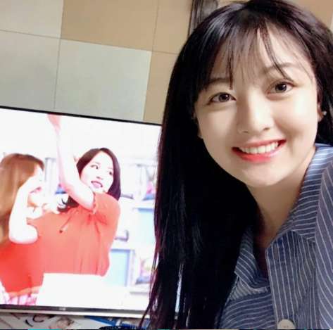 지효 보고싶습니다. 완전 보고싶어요.