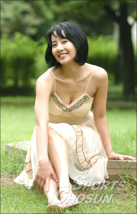 대왕세종의 쌔끈녀 강경헌