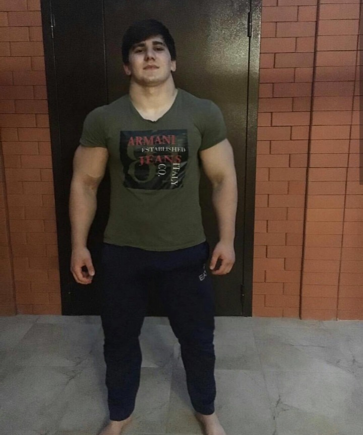 2001년생 체첸 급식 일진