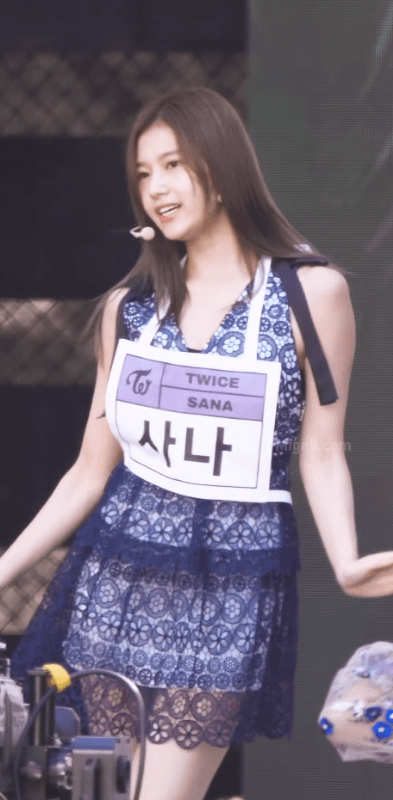 트와이스 사나