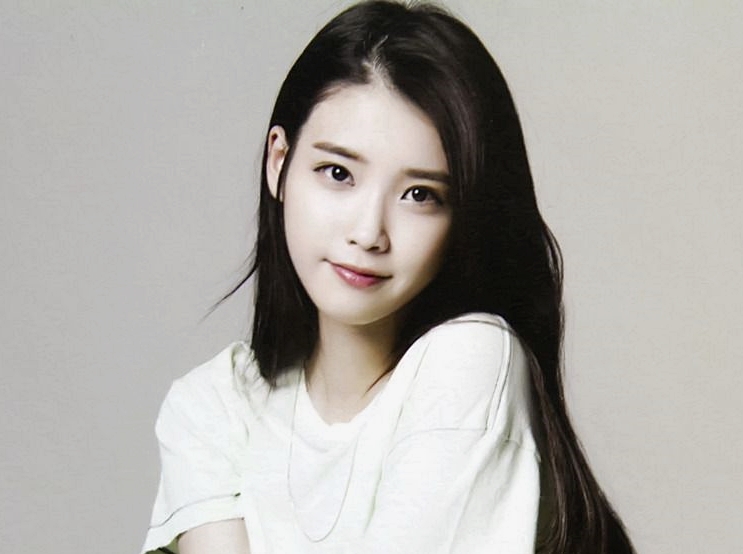 아이유3.jpg