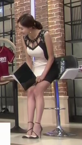 야구여신들 섹시 대결