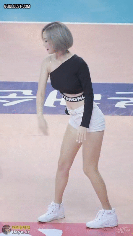 원오프숄더 서현숙